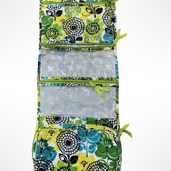 Vera Bradley Weekend Travel bag Floral Green and Blue. - Picture 2 of 4